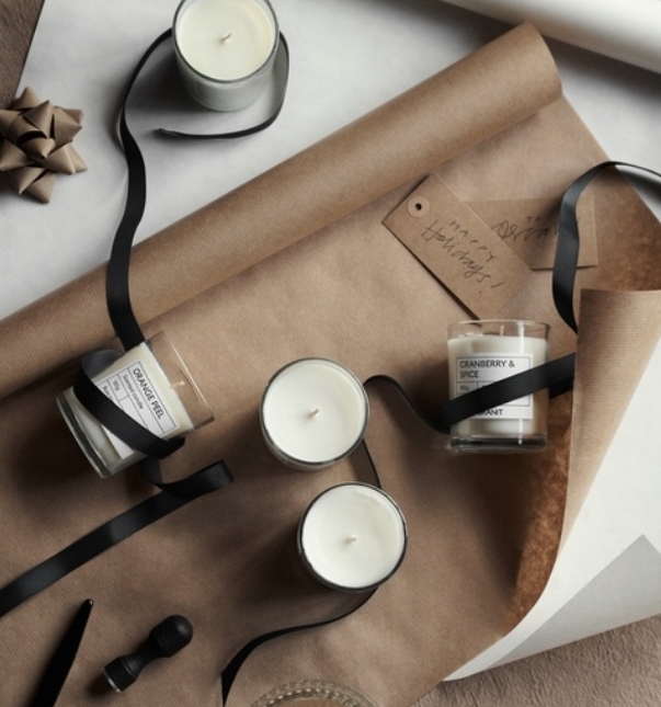 Jouluiset tuoksukynttilät