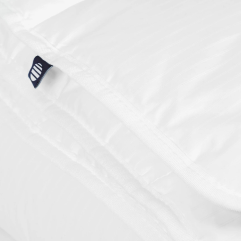 Outlast-tyyny ja -peitto